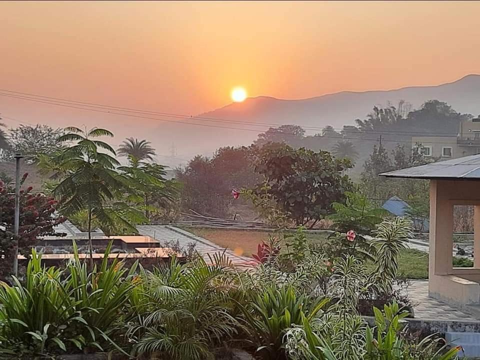 Royal Meadows - Igatpuri Bungalow B Exterior photo
