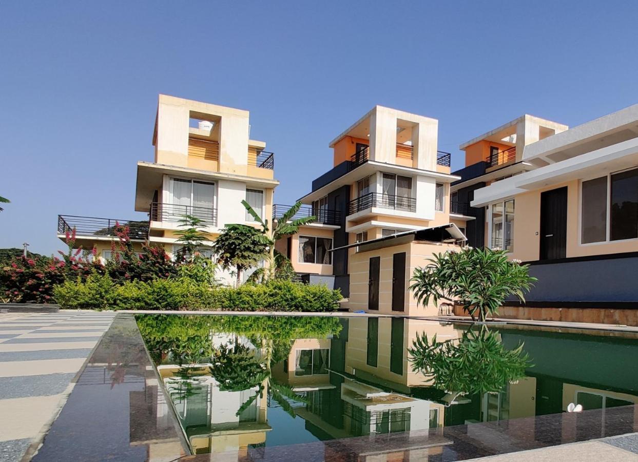 Royal Meadows - Igatpuri Bungalow B Exterior photo